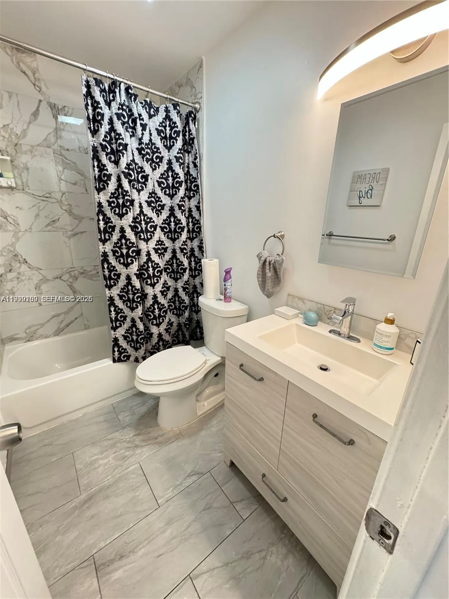 236 SE 9th Avenue Pompano Beach FL 33060