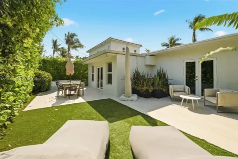 725 W 51st Street Miami Beach FL 33140