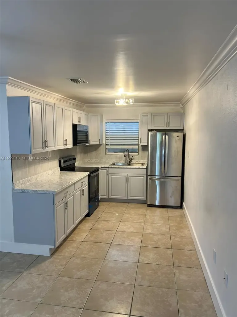 6018 Plunkett Street Hollywood FL 33023