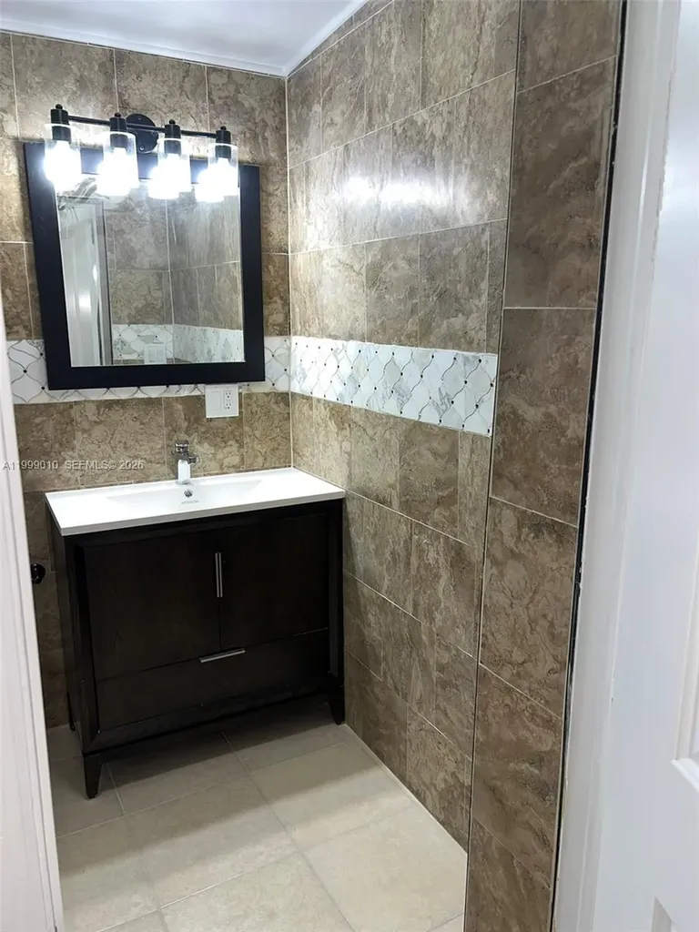 6018 Plunkett Street Hollywood FL 33023