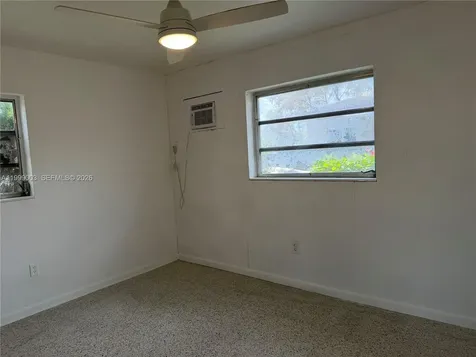 9283 SW 39th Street Miami FL 33165