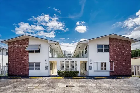 1824 Monroe Street Hollywood FL 33020