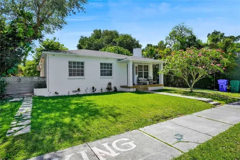 2615 SW 34th Court Miami FL 33133