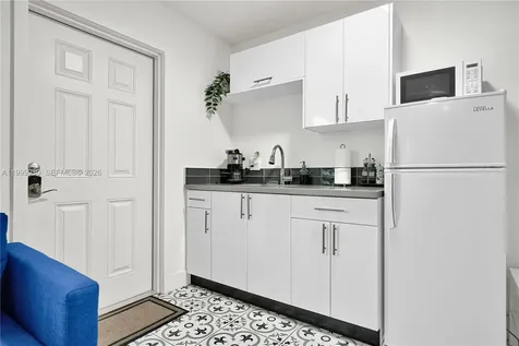 2615 SW 34th Court Miami FL 33133