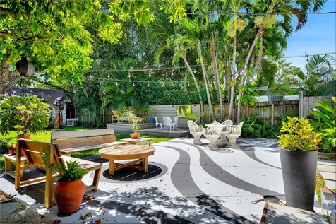 2615 SW 34th Court Miami FL 33133