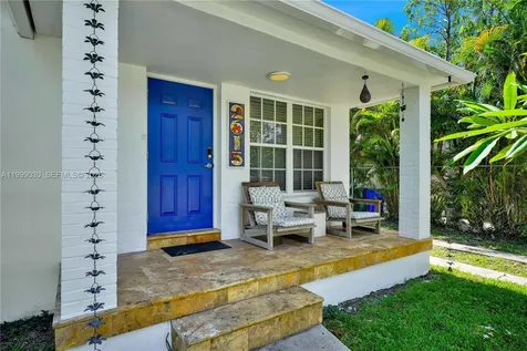 2615 SW 34th Court Miami FL 33133
