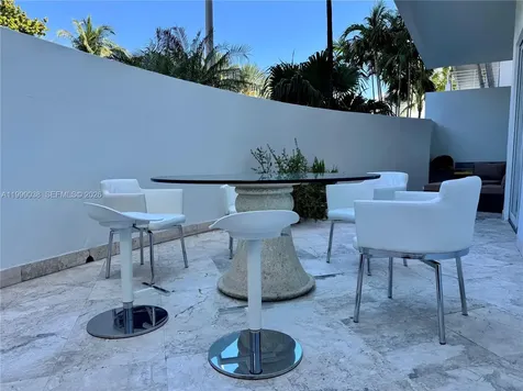 7800 Collins Avenue Miami Beach FL 33141