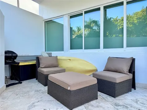 7800 Collins Avenue Miami Beach FL 33141