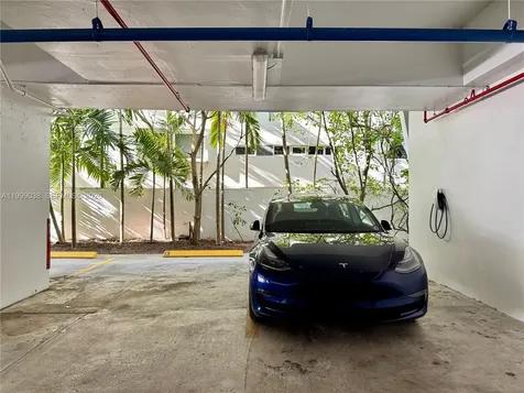 7800 Collins Avenue Miami Beach FL 33141