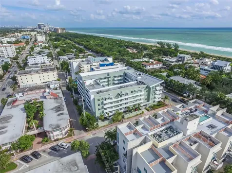 7800 Collins Avenue Miami Beach FL 33141