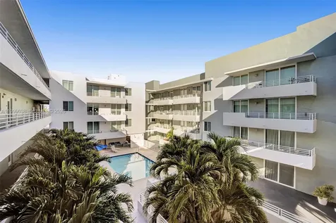 7800 Collins Avenue Miami Beach FL 33141