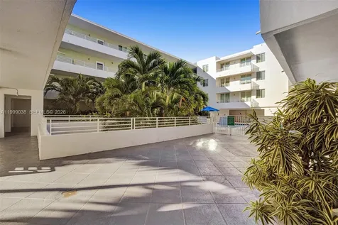 7800 Collins Avenue Miami Beach FL 33141