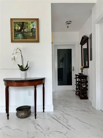 7800 Collins Avenue Miami Beach FL 33141
