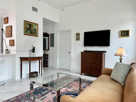7800 Collins Avenue Miami Beach FL 33141