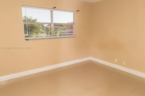 8842 W Mcnab Road Tamarac FL 33321