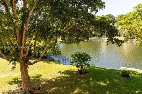 8842 W Mcnab Road Tamarac FL 33321