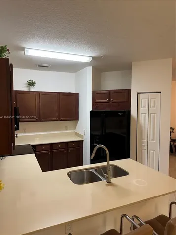 290 NW 109th Avenue Miami FL 33172