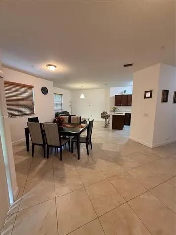 290 NW 109th Avenue Miami FL 33172