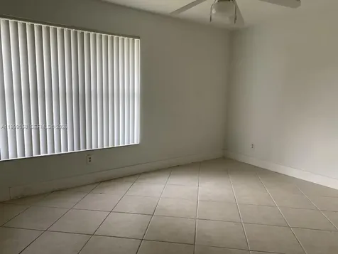 219 SE 8th Street Hallandale Beach FL 33009