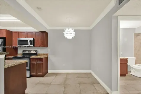 15570 SW 105th Lane Miami FL 33196