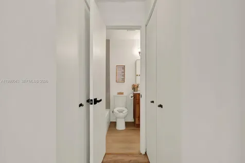 10441 Mahogany Key Circle Miami FL 33196