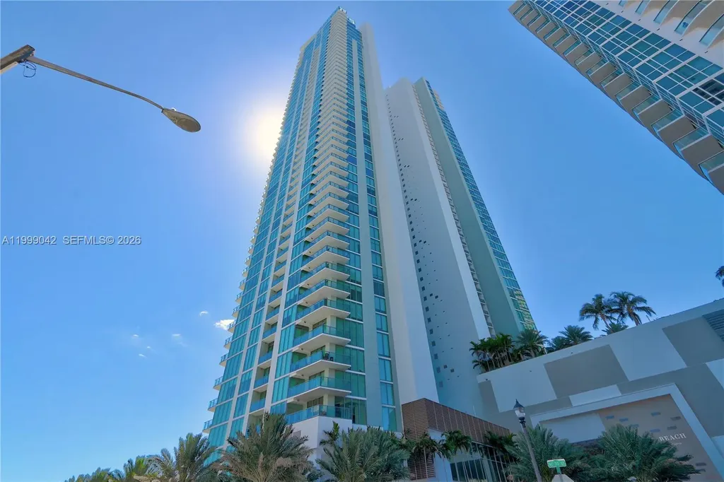 2900 NE 7th Avenue Miami FL 33137