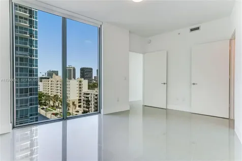 2900 NE 7th Avenue Miami FL 33137