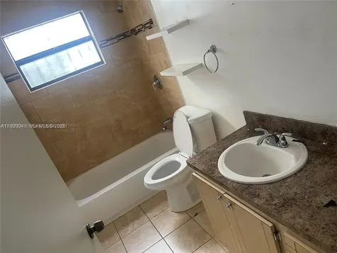 3266 William Avenue Miami FL 33133