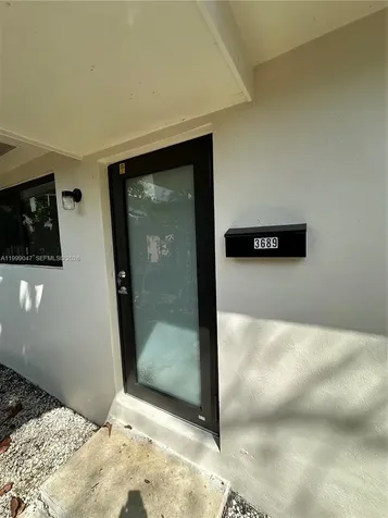 3689 William Avenue Miami FL 33133