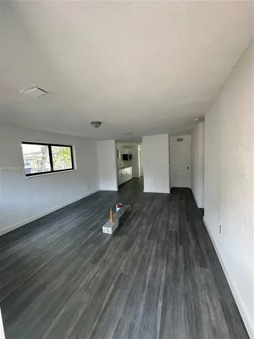 3689 William Avenue Miami FL 33133