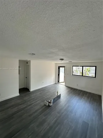 3689 William Avenue Miami FL 33133