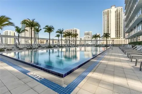 79 SW 12th Street Miami FL 33130