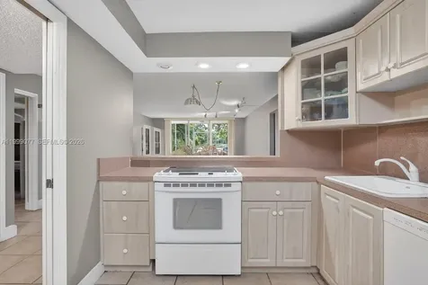 823 Cypress Boulevard Pompano Beach FL 33069