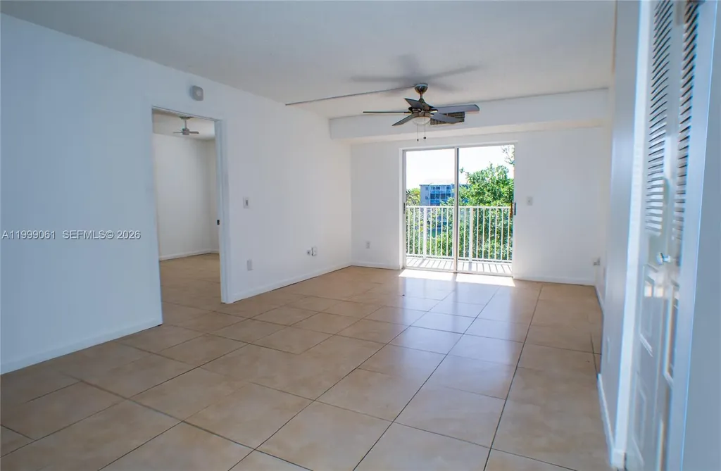 8260 SW 210th Street Cutler Bay FL 33189