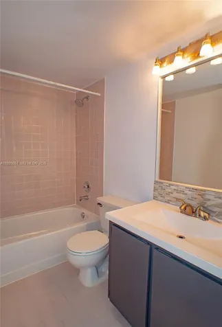 8260 SW 210th Street Cutler Bay FL 33189