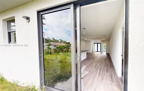 902 Magnolia Avenue Lehigh Acres FL 33972