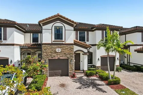 18431 NW 89th Court Hialeah FL 33018