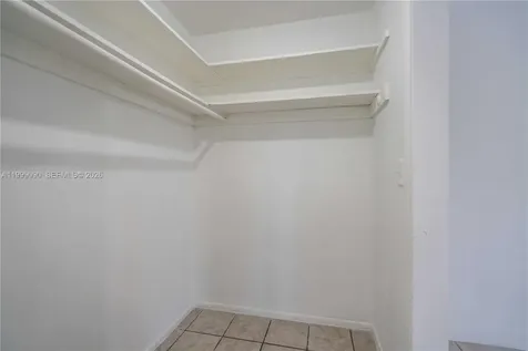 3049 NW 9th Avenue Wilton Manors FL 33311