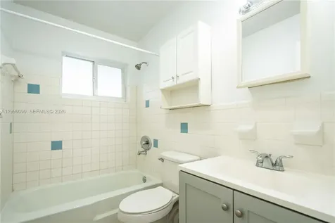 3049 NW 9th Avenue Wilton Manors FL 33311