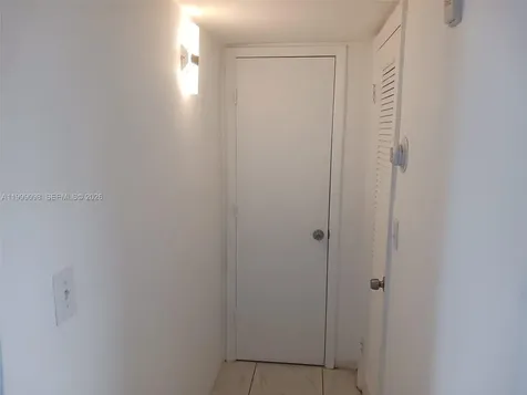 2980 Point East Drive Aventura FL 33160
