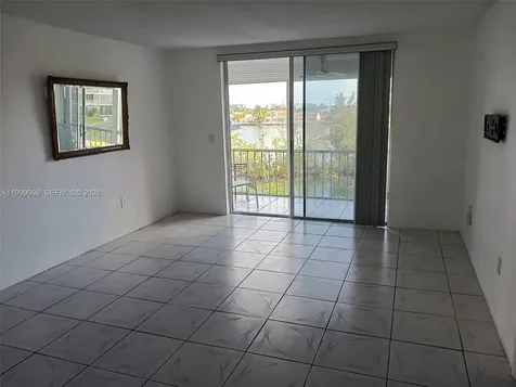 2980 Point East Drive Aventura FL 33160