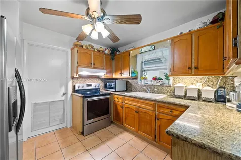 11298 NW 21st Court Miami FL 33167