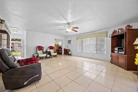 11298 NW 21st Court Miami FL 33167