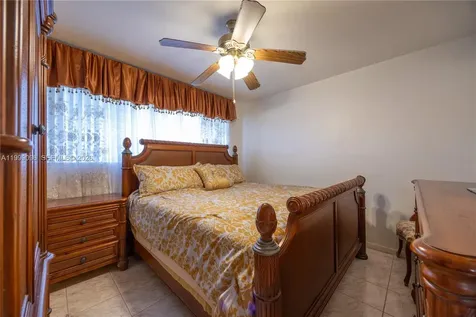 11298 NW 21st Court Miami FL 33167