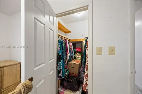 11298 NW 21st Court Miami FL 33167