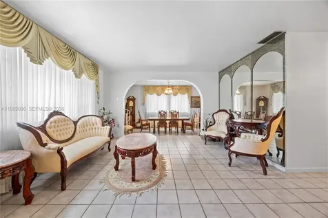 11298 NW 21st Court Miami FL 33167