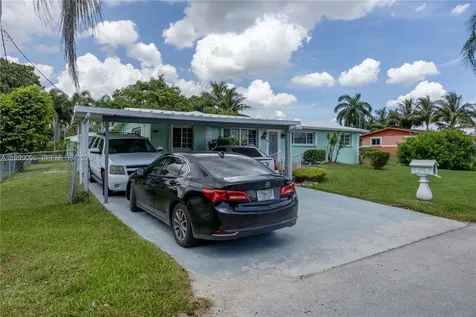11298 NW 21st Court Miami FL 33167