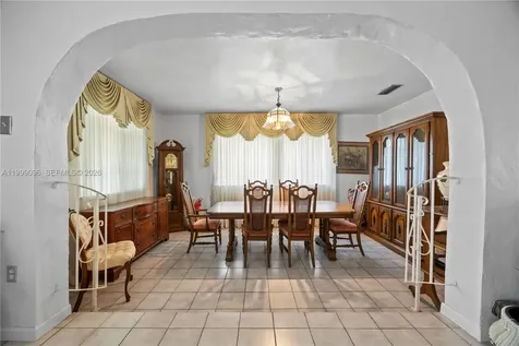 11298 NW 21st Court Miami FL 33167