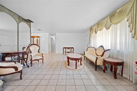 11298 NW 21st Court Miami FL 33167