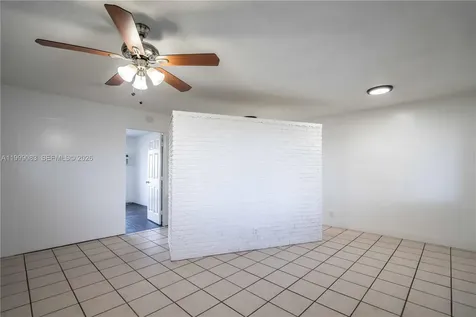 3049 NW 9th Avenue Wilton Manors FL 33311